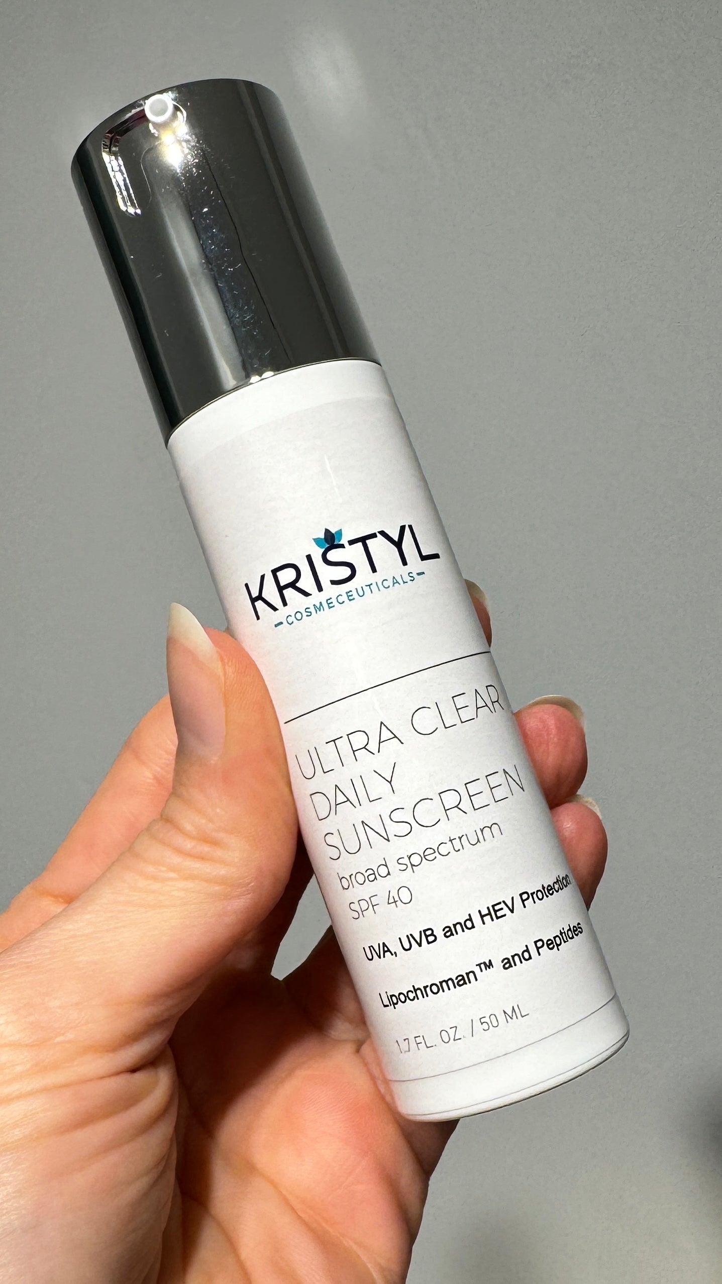 Ultra Clear Daily Sunscreen SPF 40